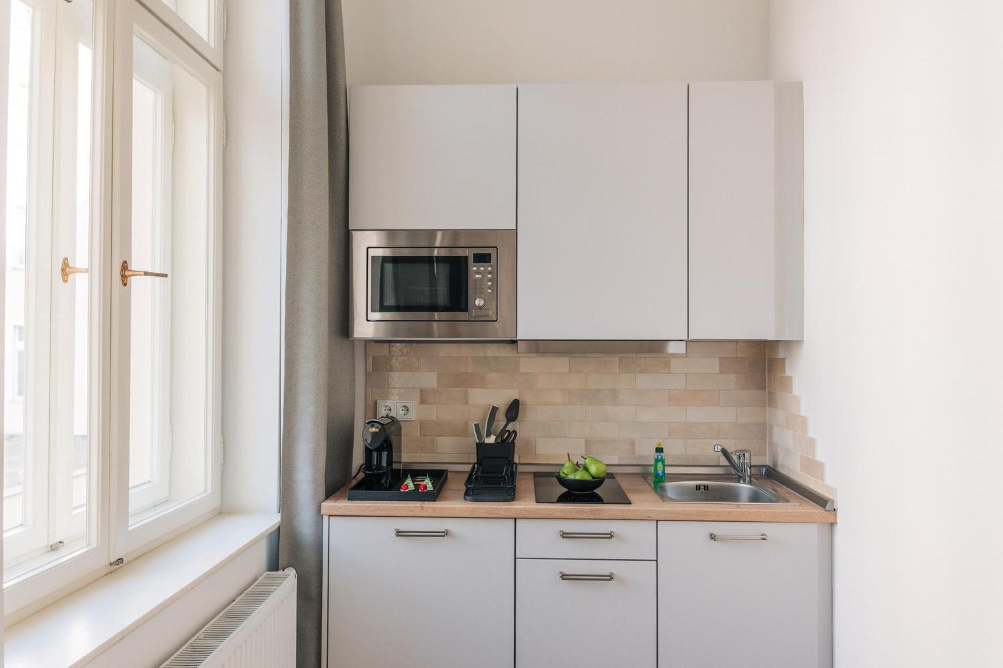 Homaris Apartments Frankfurter Allee Берлин Экстерьер фото