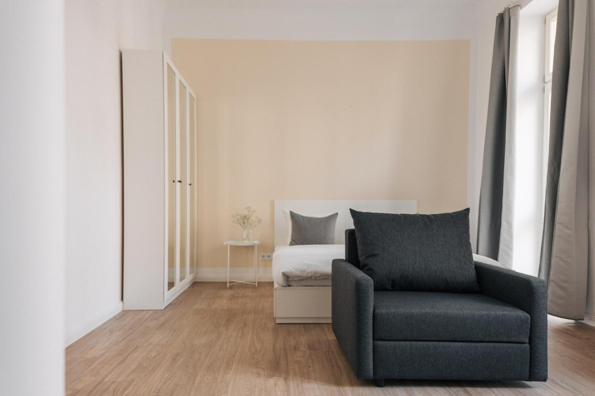 Homaris Apartments Frankfurter Allee Берлин Экстерьер фото