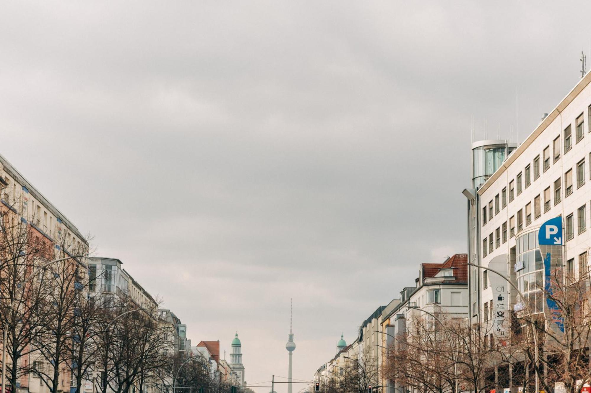 Homaris Apartments Frankfurter Allee Берлин Экстерьер фото