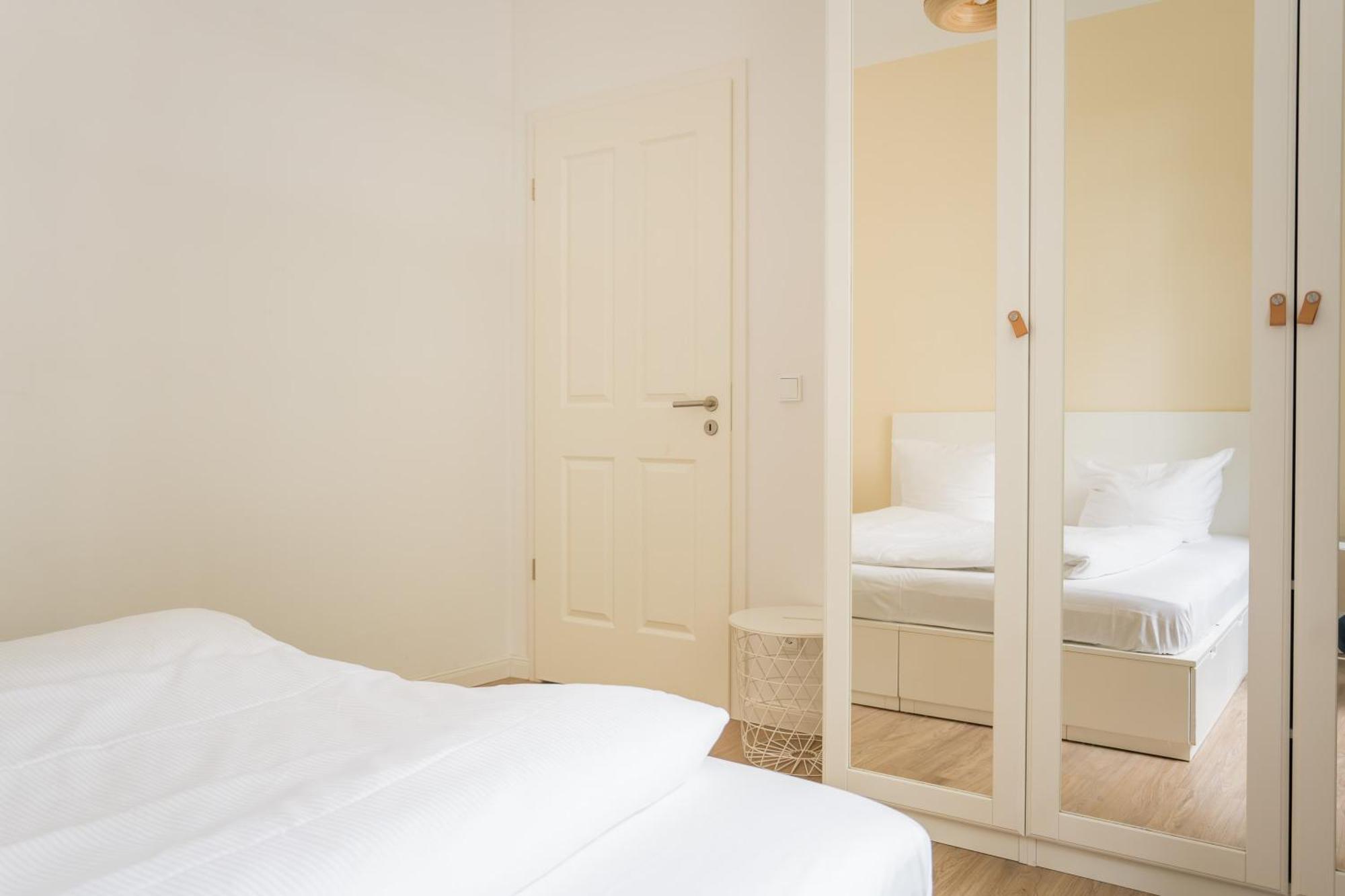 Homaris Apartments Frankfurter Allee Берлин Экстерьер фото