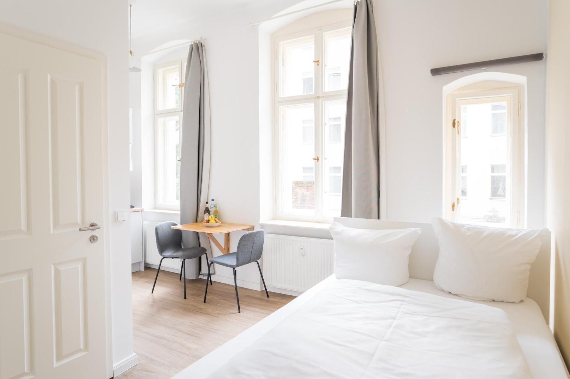 Homaris Apartments Frankfurter Allee Берлин Экстерьер фото