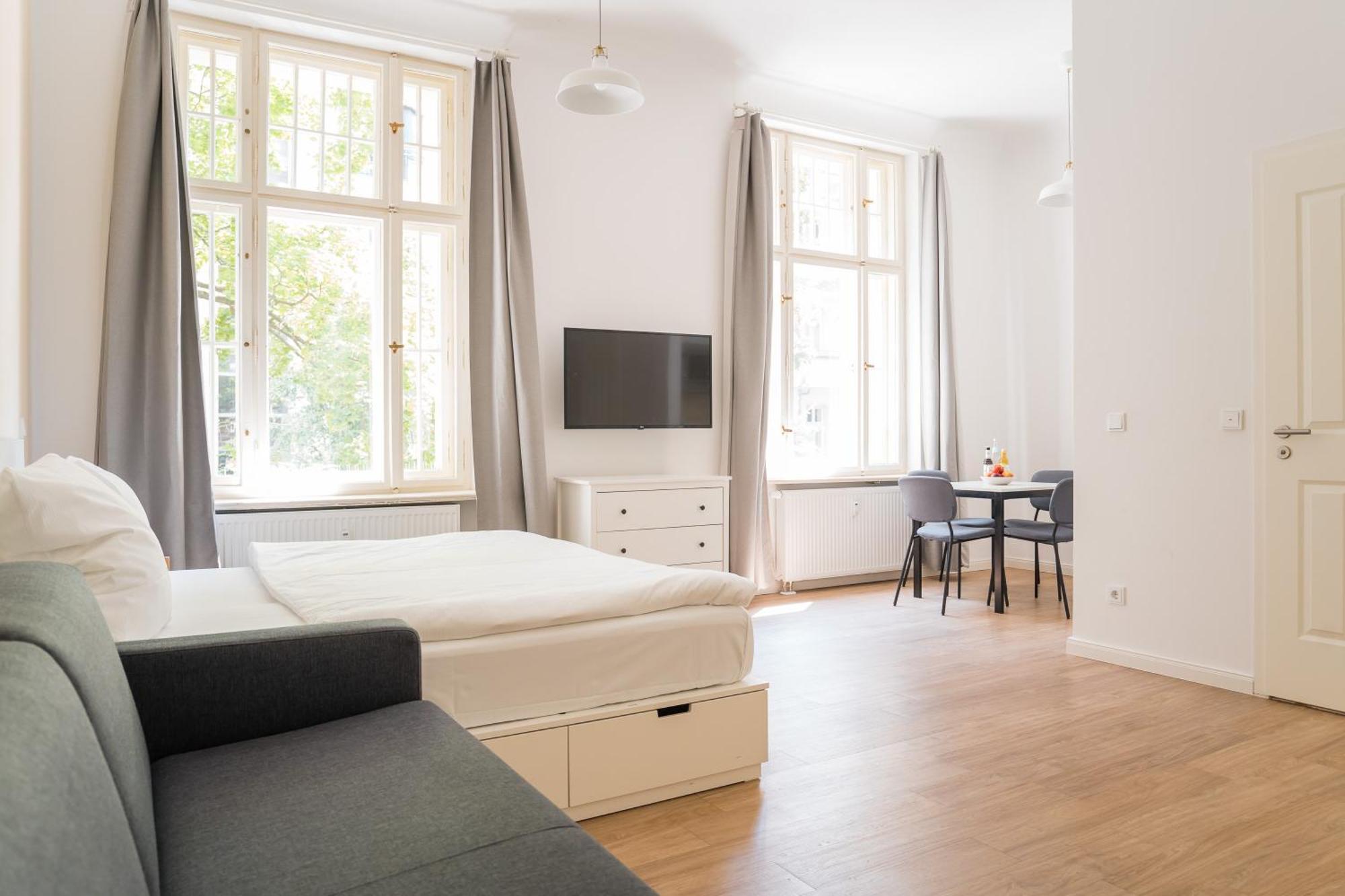 Homaris Apartments Frankfurter Allee Берлин Экстерьер фото