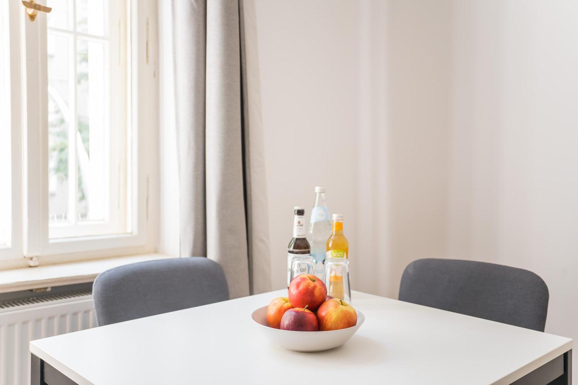 Homaris Apartments Frankfurter Allee Берлин Экстерьер фото