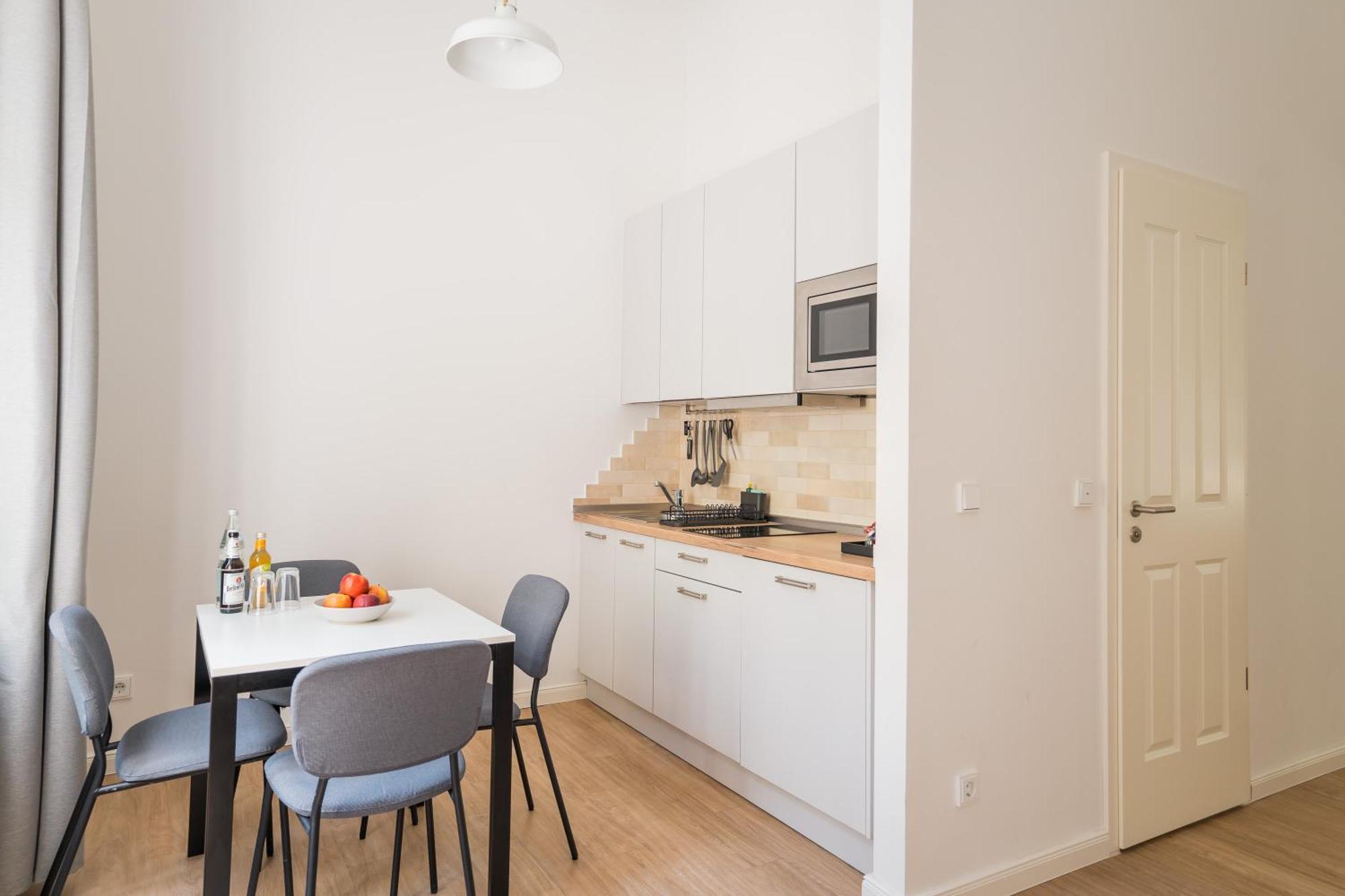 Homaris Apartments Frankfurter Allee Берлин Экстерьер фото